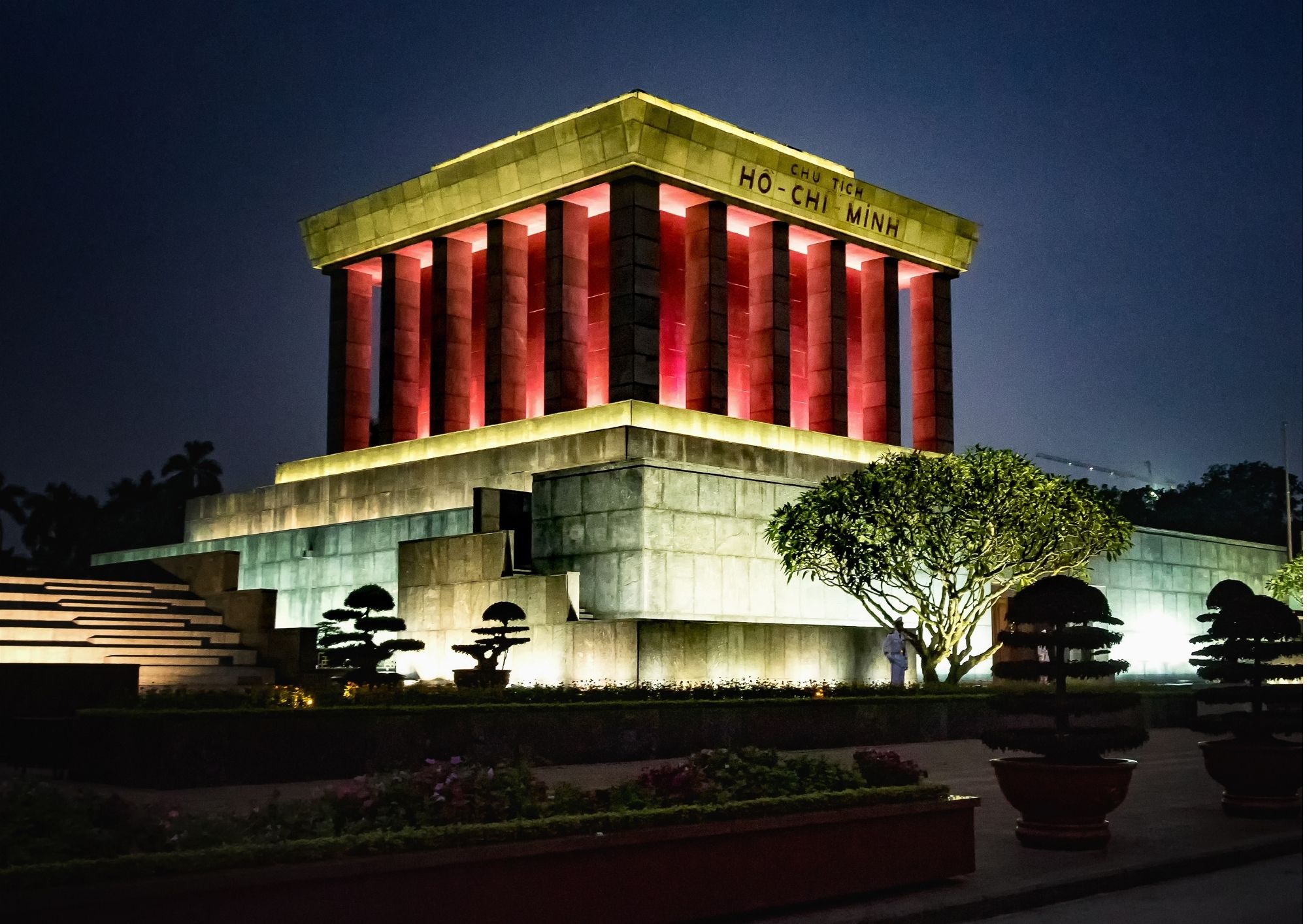 Lăng Chủ tịch Hồ Chí Minh