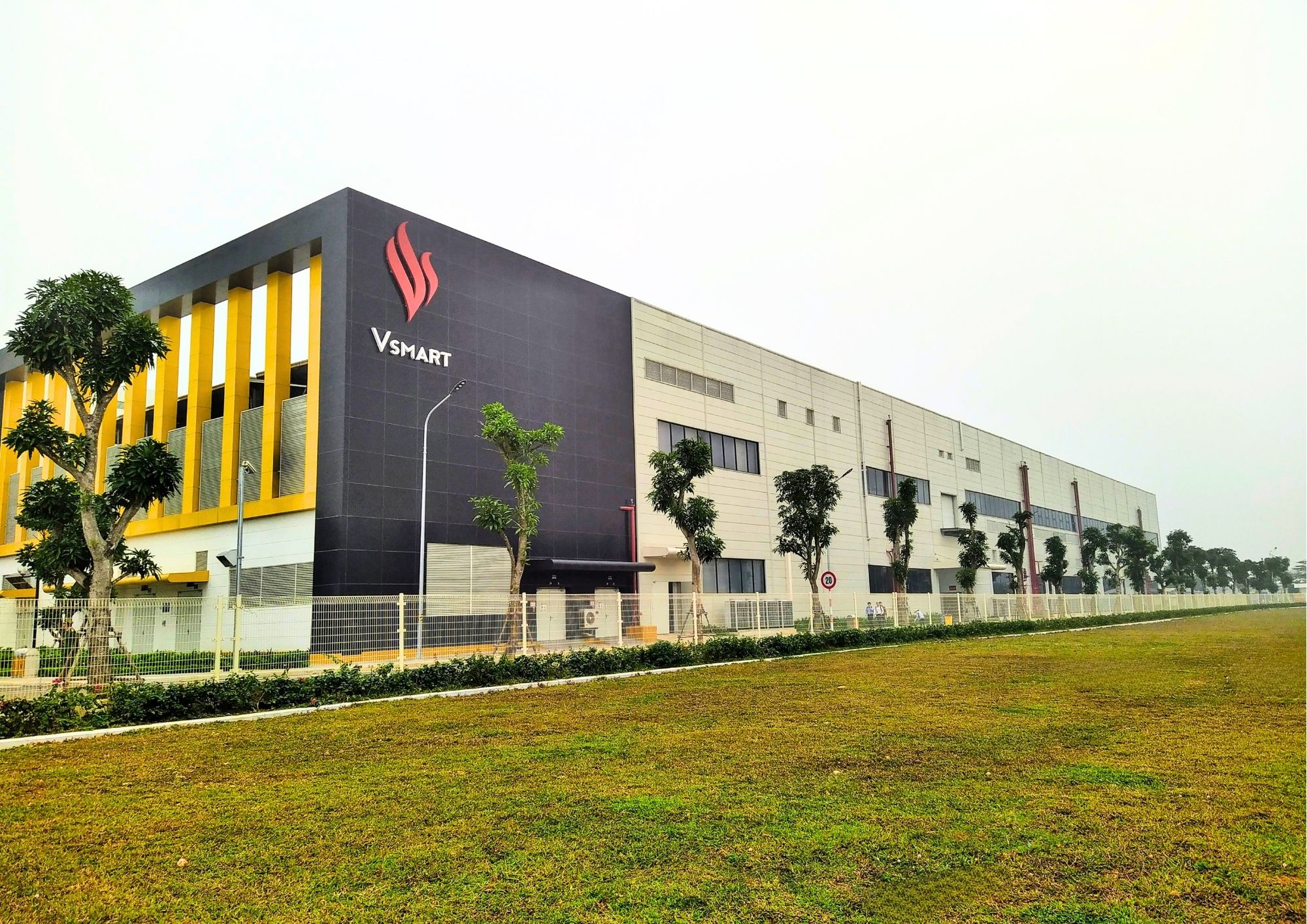 Nhà máy Vinsmart Hòa Lạc