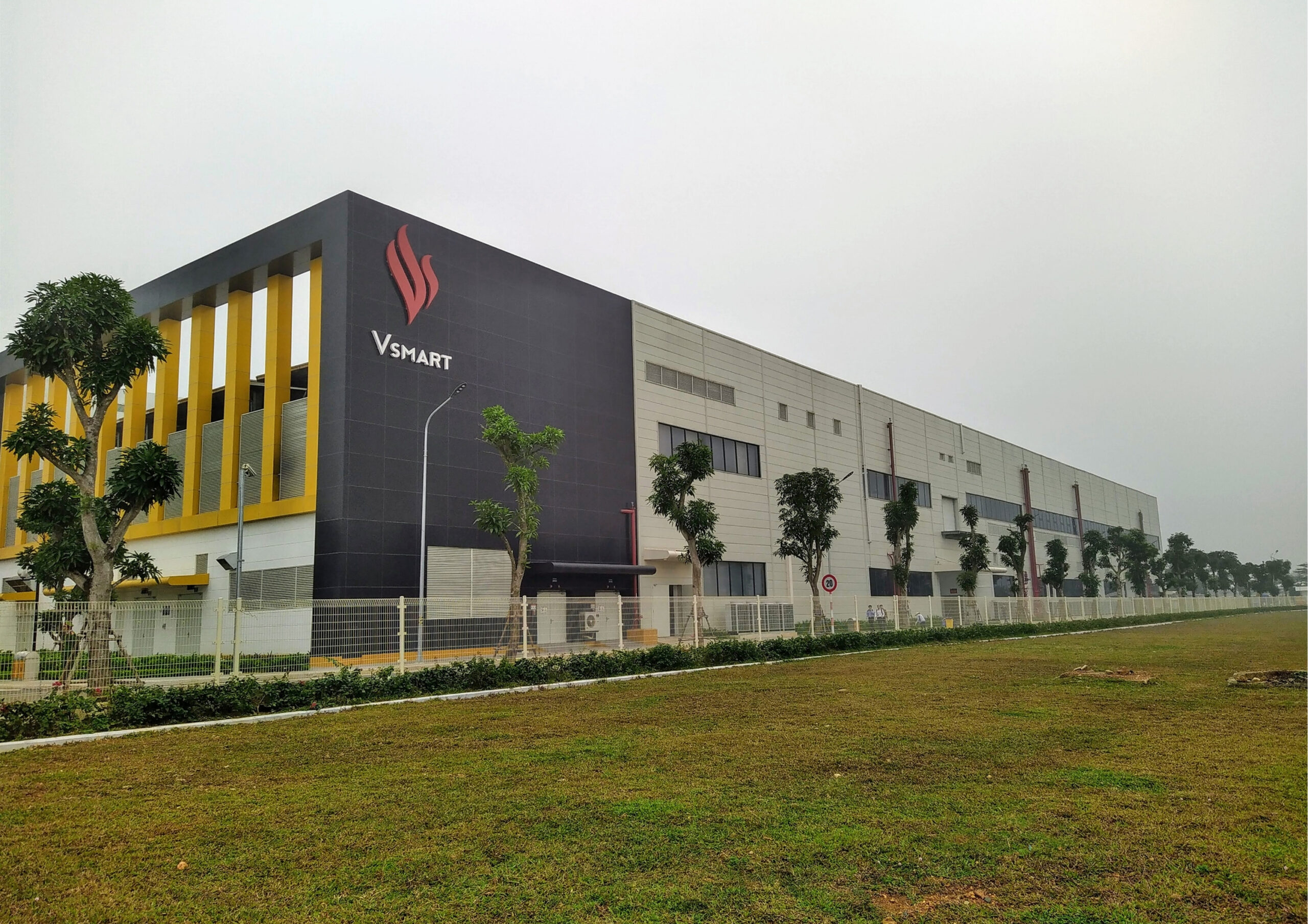 Hình ảnh Nhà máy Vinsmart Hòa Lạc 4